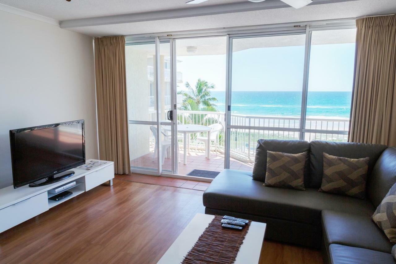 Crystal Beachfront Apartments Gold Coast Exterior photo